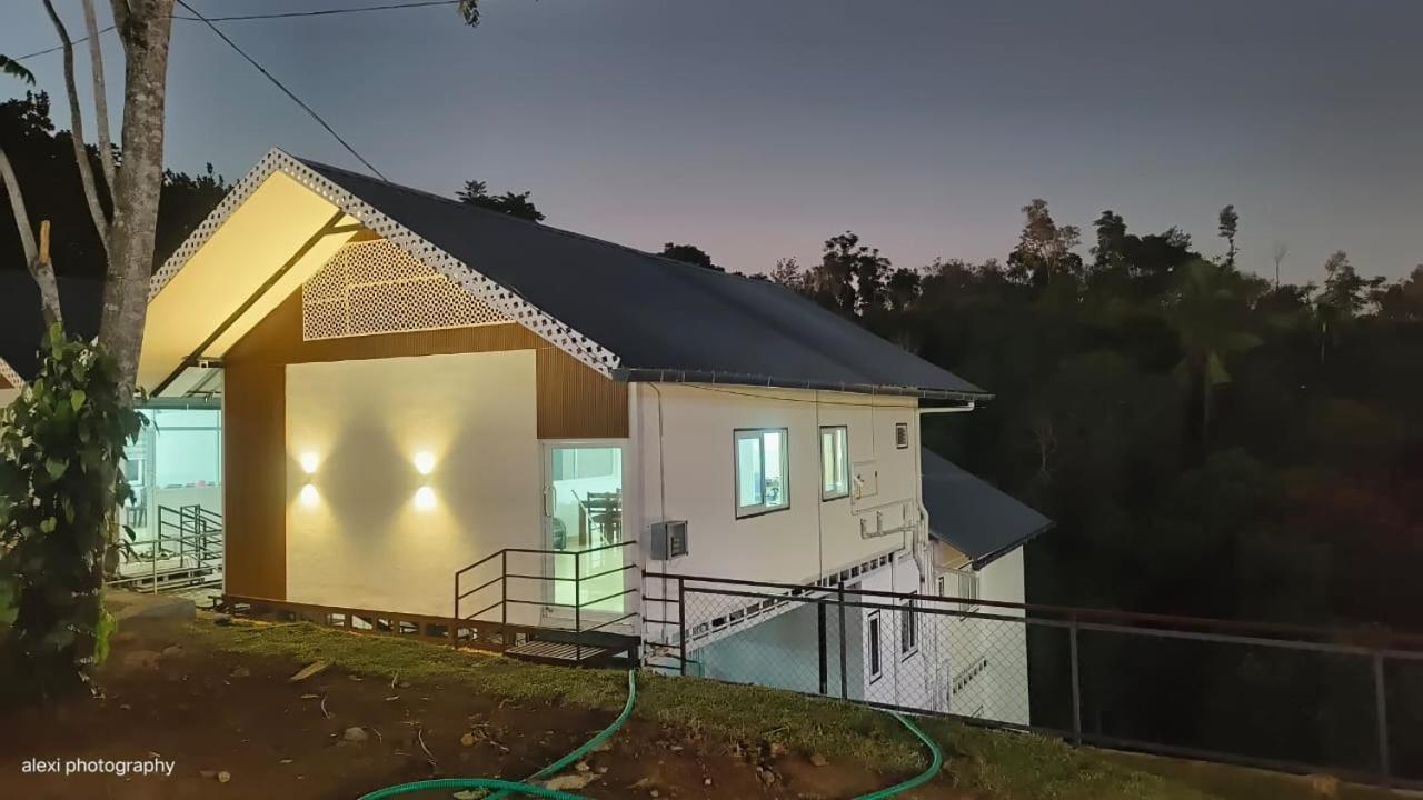 The Cloud Mountain Tourist Villa Vagamon Eksteriør billede